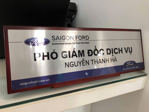 biển chức danh inox