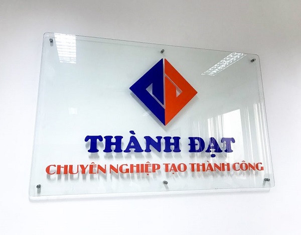 bảng công ty kính cường lực