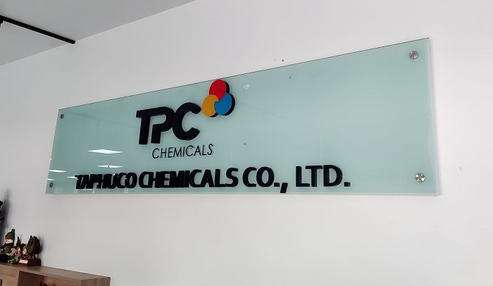 bảng công ty kính cường lực