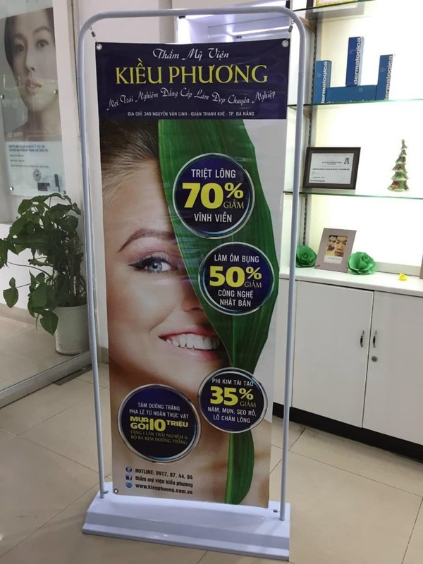 in standee nhà bè