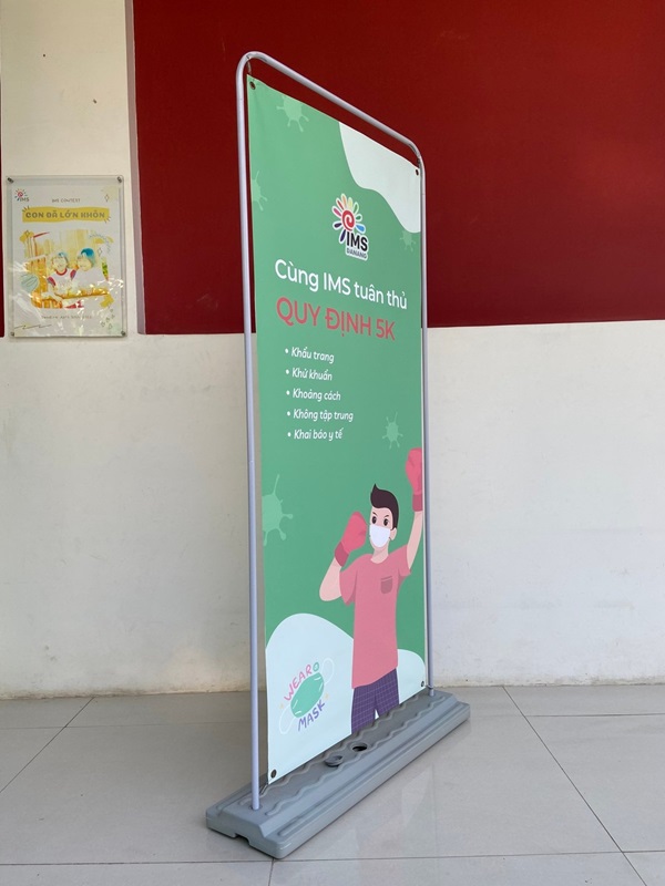 in standee quận 11
