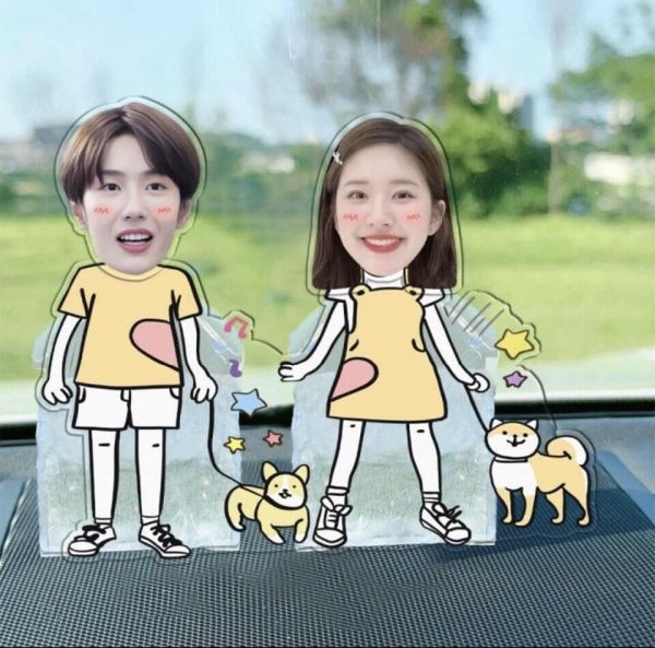 standee lắc đầu kép