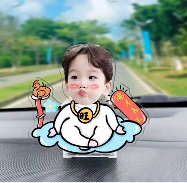 in standee lắc đầu tphcm